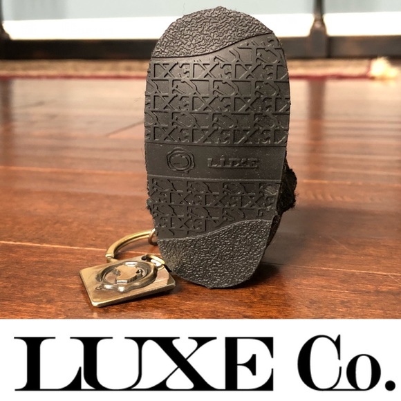 AUSTRALIA LUXE Collection Designer Boot Keychain - Picture 4 of 4